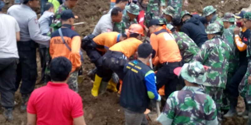 Kontribusi Tim UAC YDSF di Bencana Longsor Ponorogo