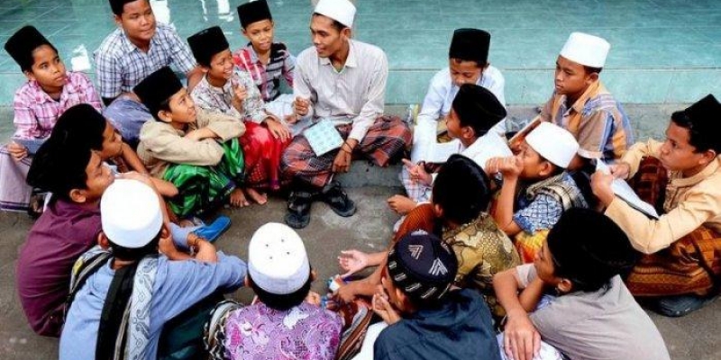 Mengenal Budaya Pesantren Melalui Trensami Assalam | YDSF
